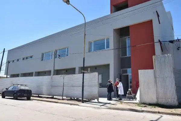 Representantes del ministerio de Salud de la Nación recorrieron la nueva Sala de Pediatría