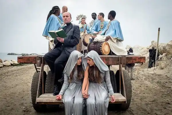 “Indivisible”, un film que oscila entre realismo y visión