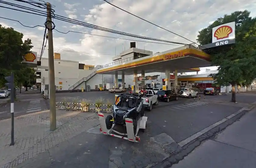 Madrugada insegura: dos estaciones de servicio fueron violentamente asaltadas con diferencia de horas en la ciudad