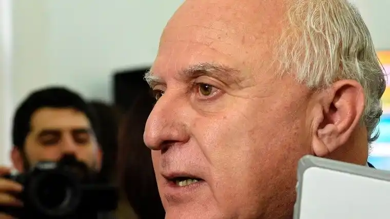 “Hay consenso absoluto para permitir la reelección del gobernador”