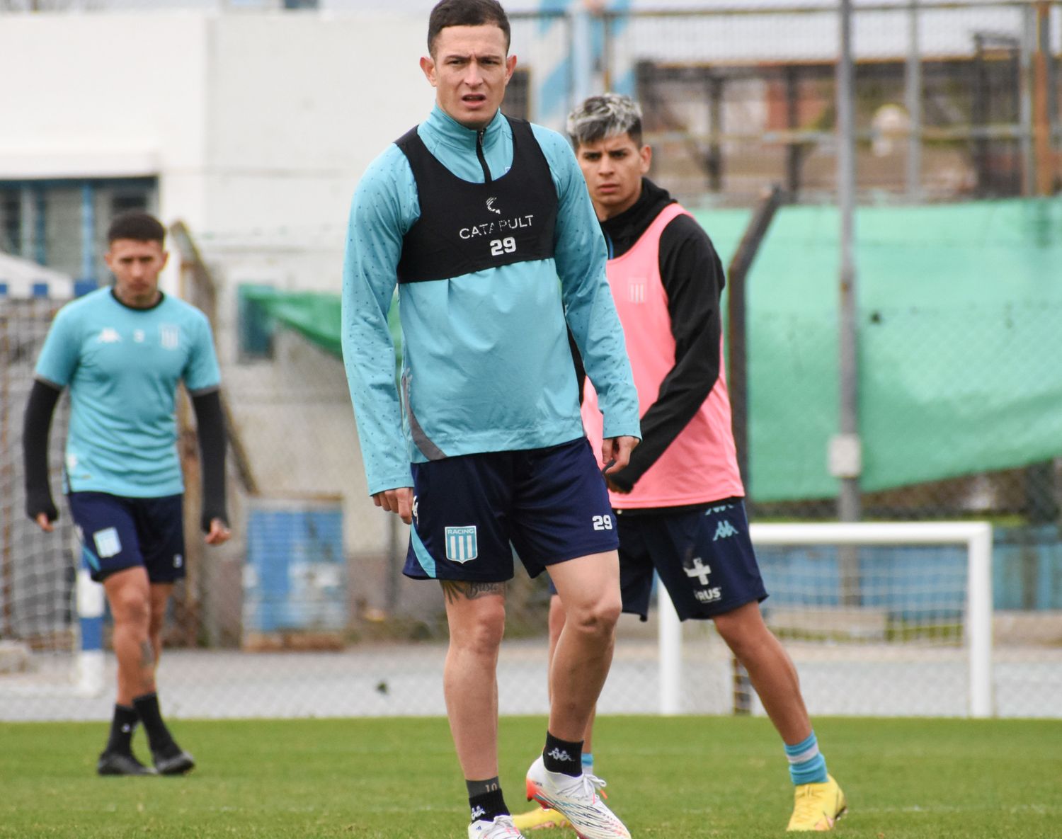 En Racing, Gago pondría de entrada a Almendra y Quintero