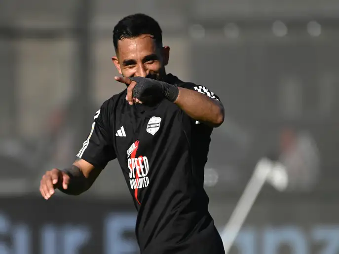 Jonathan Herrera.