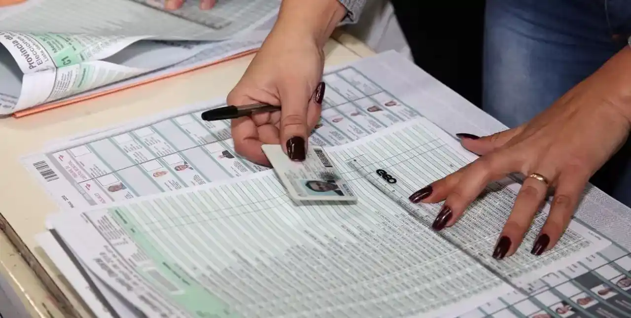 Córdoba Capital elige sucesor de Llaryora entre 11 candidatos a intendente