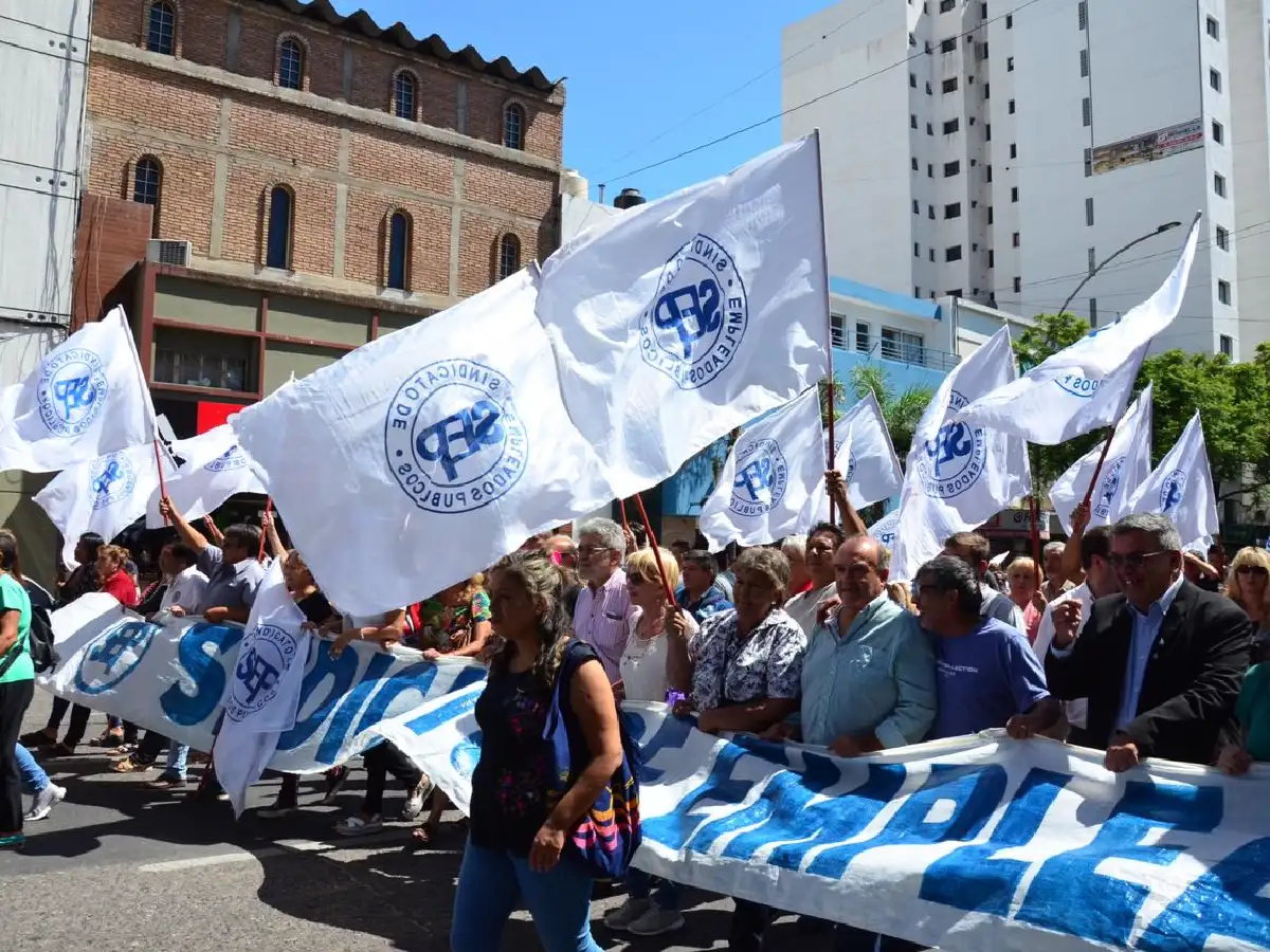 El SEP en alerta por la baja de contratos en salud y otras áreas 
