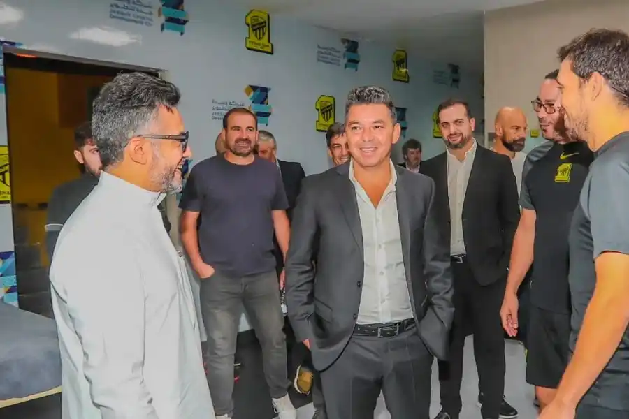 Gallardo dirigió su primer entrenamiento como DT de Al-Ittihad