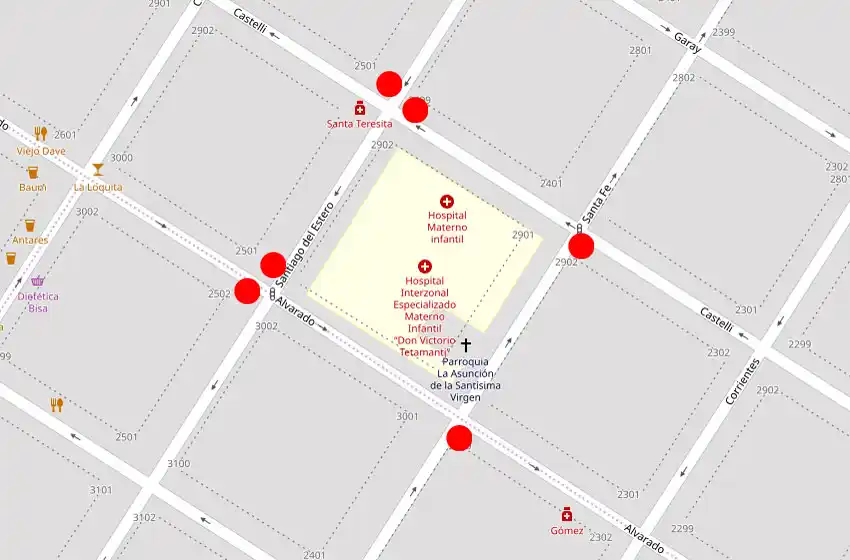 La necesidad de refugios en las paradas de colectivos alrededor del Materno Infantil