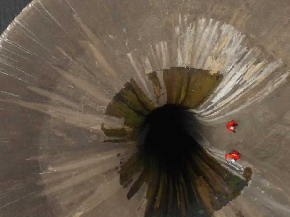 Ordenan la detención del joven que filmó el piedrazo al embudo del San Roque