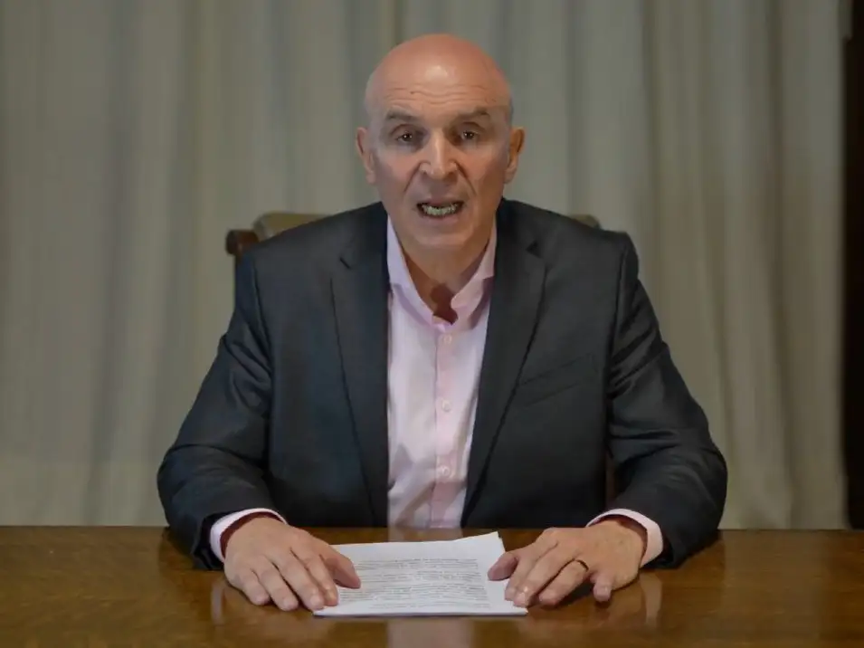 En su presentación, el ex legislador sostuvo que los fondos percibidos corresponden a un contrato de consultoría firmado en 2019 ante escribano público.