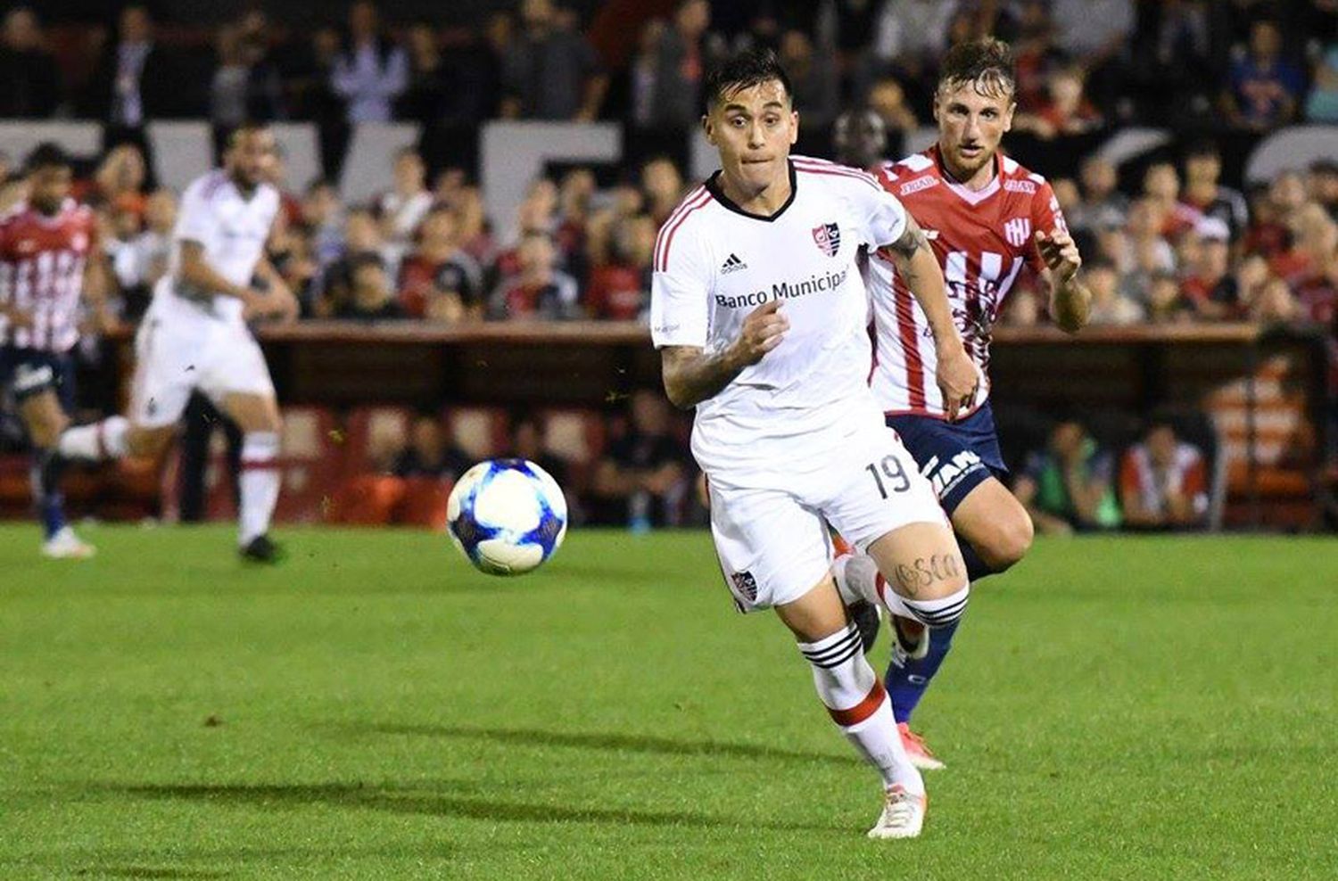 Newell’s hizo oficial la salida de Opazo