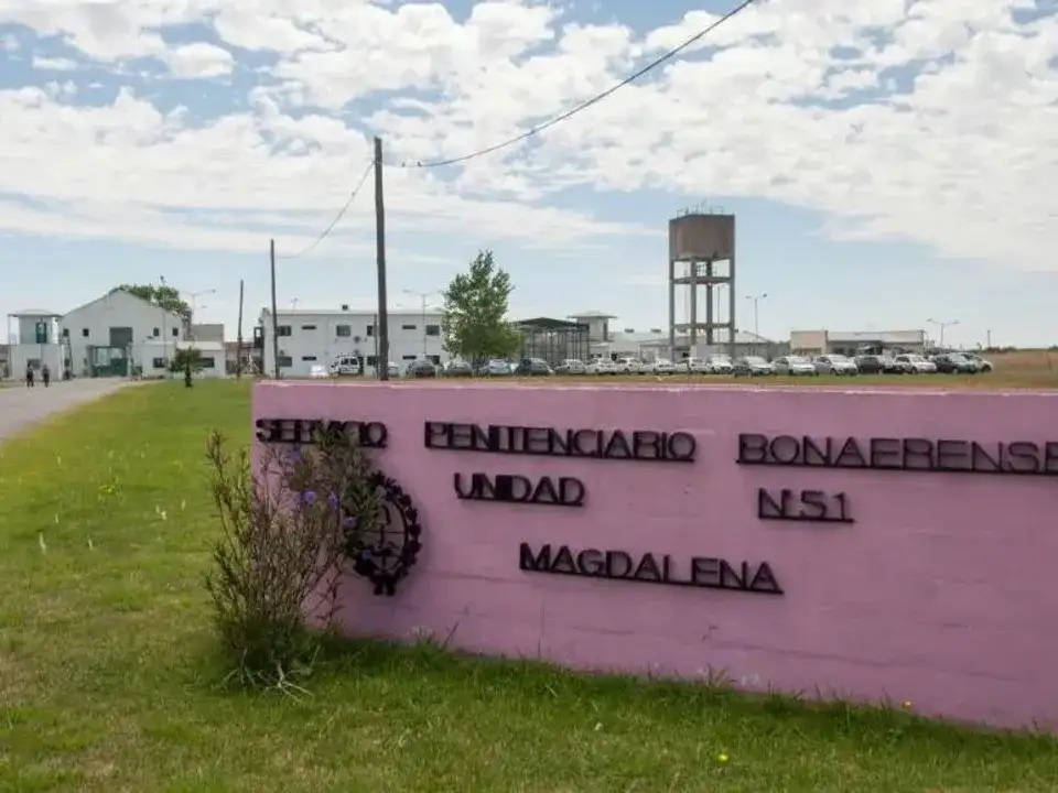 Fueron detenidos 15 penitenciarios por abusos sexuales contra detenidas.