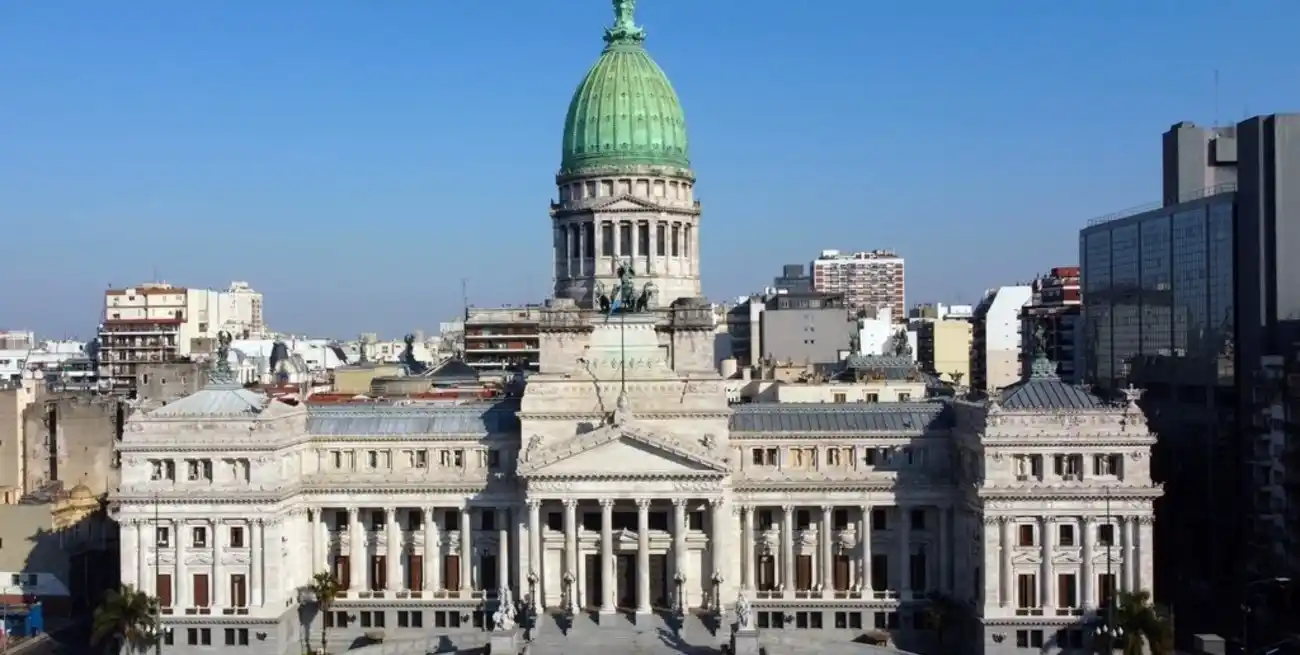 En materia de federalismo hay una deuda del Congreso de la Nación Argentina desde hace décadas. El que forma parte de la propuesta de la reforma constitucional de 1994 tiene marcados caracteres solidarios ("federalismo de concertación") y procura el armónico desenvolvimiento del gobierno federal. Foto: Archivo