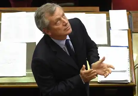 Con indefinición entre Frente de Todos y Cambiemos, Monzó cumple años pero hay pocos saludos