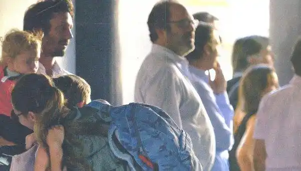 Pampita-Vicuña: buen trato por el bien de los chicos