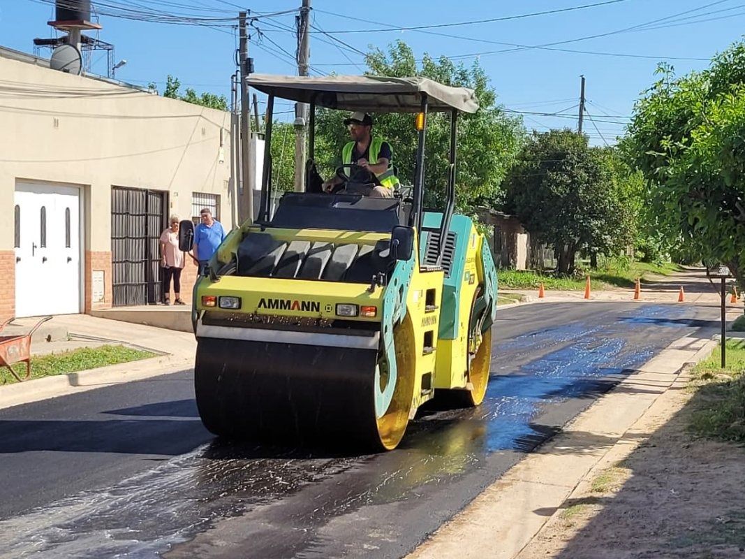 Avanzan los trabajos de pavimentación en la zona oeste: se asfaltó el segundo consorcio vecinal