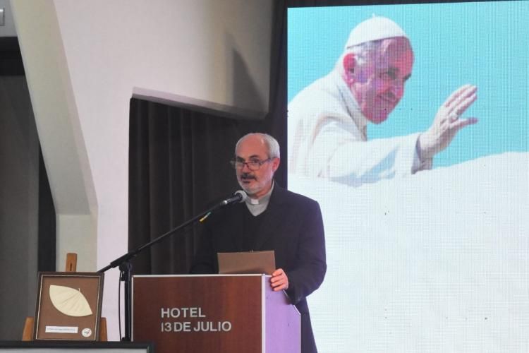 El obispo Dante Braida expuso la mirada de la Iglesia sobre los desafíos del presente. Foto: AICA