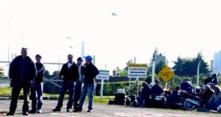 Fracasó la negociación en el conflicto papelero