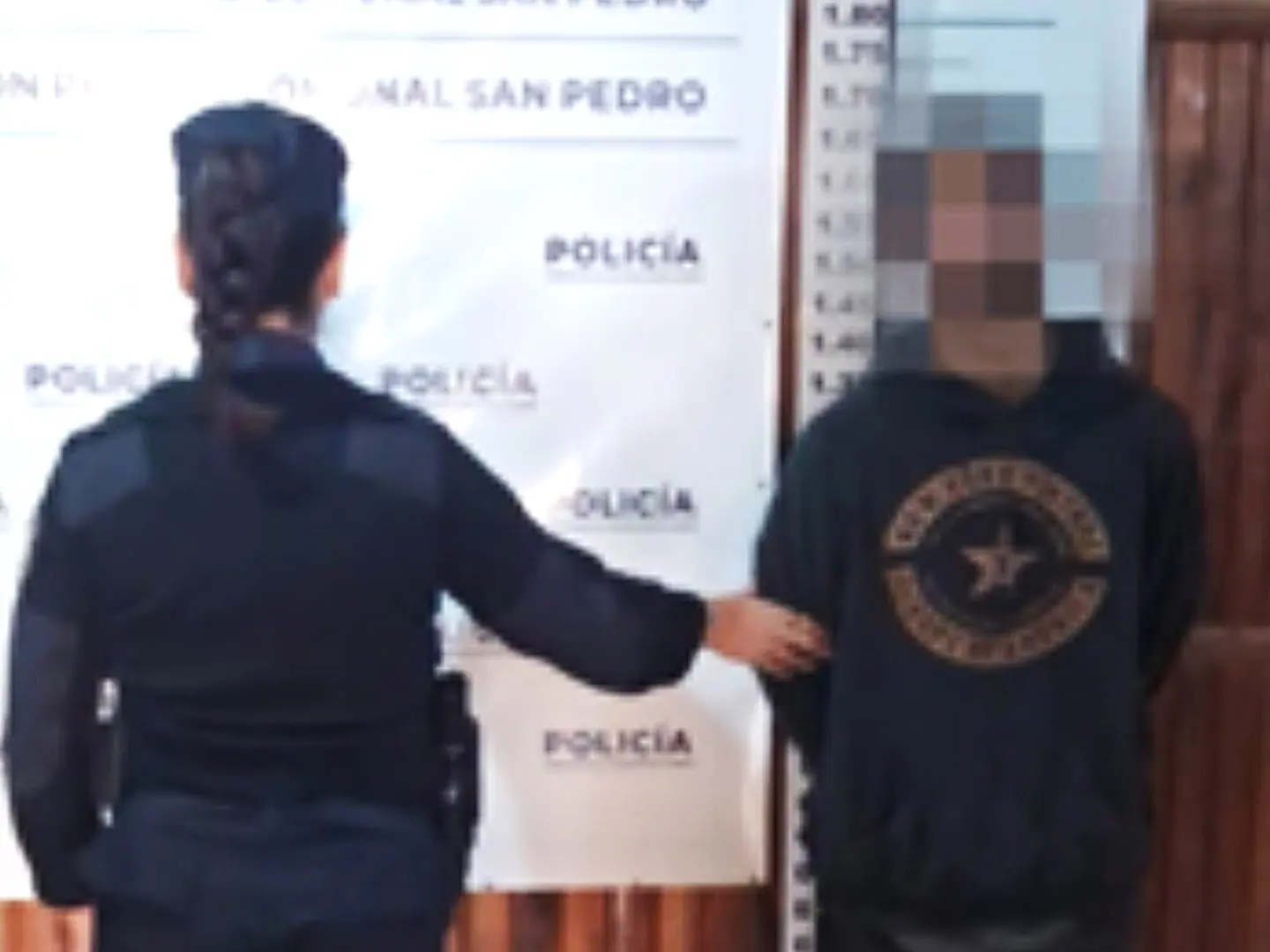El joven de 22 años de edad tenía pedido de captura por robo.