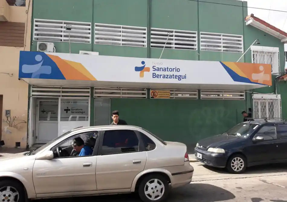 Berazategui: Los médicos tenían que amputar la pierna de una mujer pero le cortaron la otra