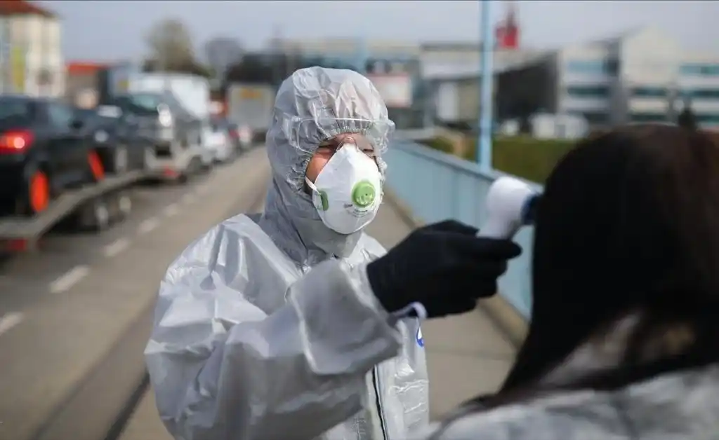 Alemania registra más de 23.000 casos diarios de coronavirus