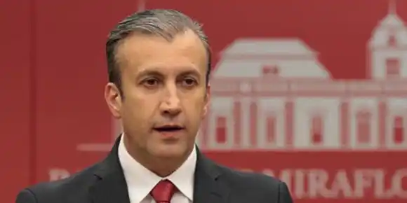 Tareck El Aissami confirma que también tiene COVID-19