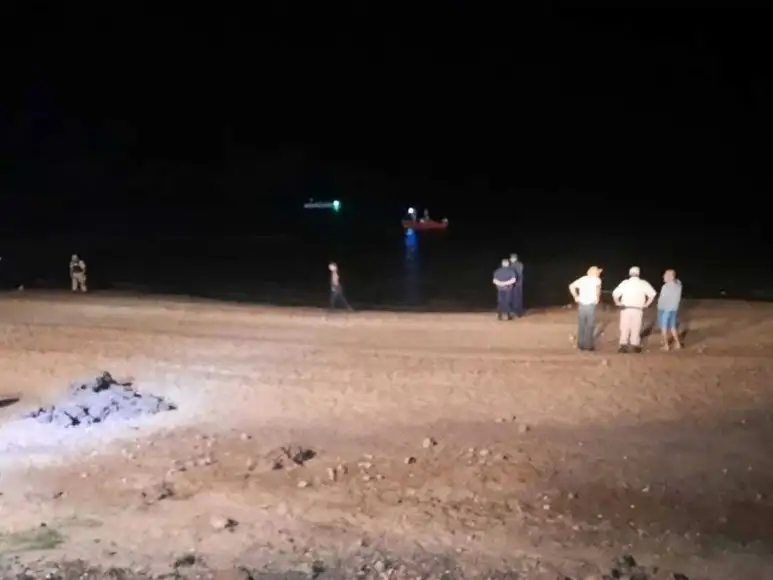 Un familiar declaró que se había metido a buscar una pelota