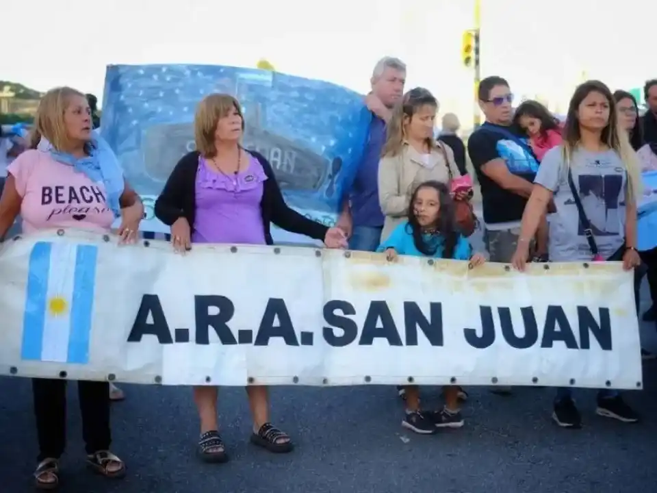 Un exoficial de la Armada fue condenado, mientras que tres resultaron absueltos.