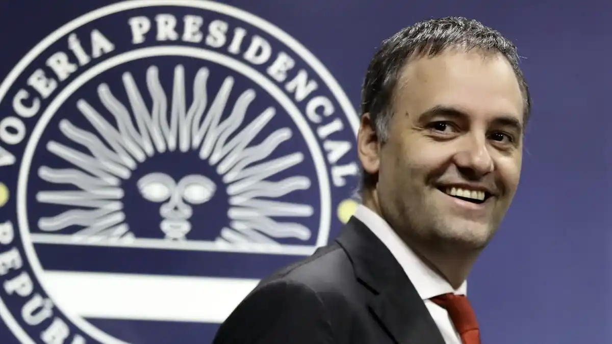 Adorni y Jorge Macri calientan la campaña en la Ciudad en la previa de los comicios del 18 de mayo.