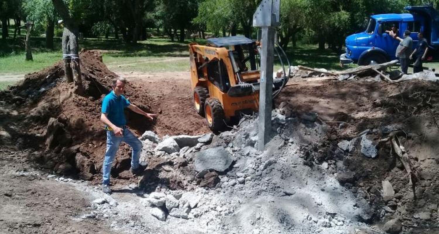 Desmantelan las bases para la antena que el Ministerio de Seguridad iba a instalar en Vuelta de Obligado
