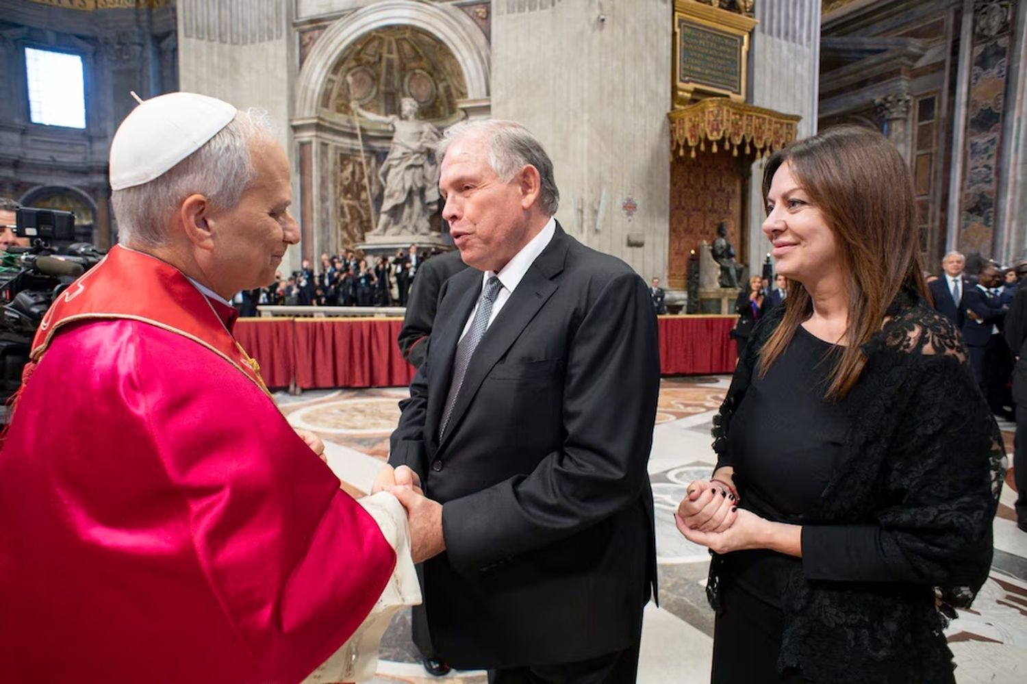 "Tiene muchos deseos de venir a Argentina": la confesión del Papa León XIV a la comitiva de Milei