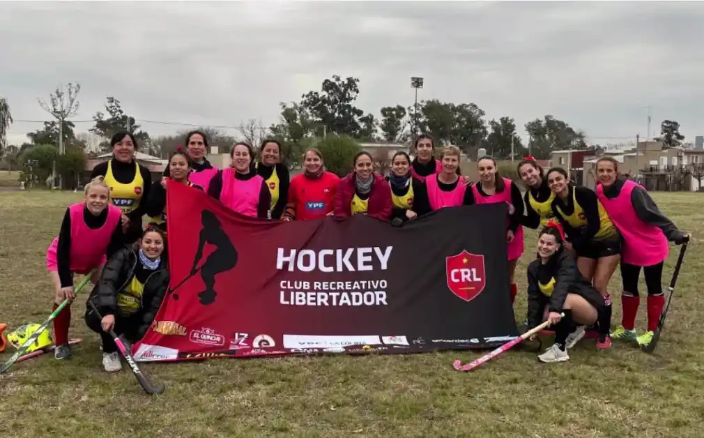 El Club Recreativo Libertador invierte en su cancha de hockey femenino