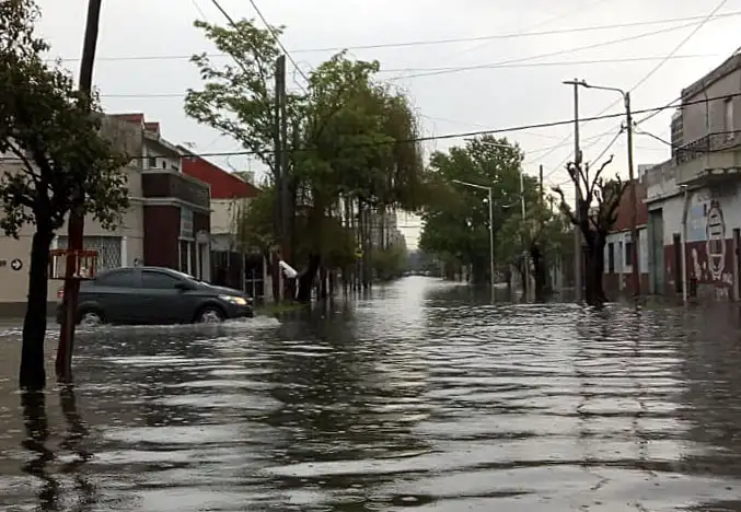 Buenos Aires y ciudades de la Provincia sufrieron la tormenta