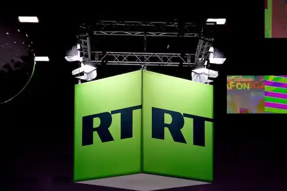 RT, el canal ruso de propaganda, dictará un seminario en la Facultad de Periodismo de la Universidad de La Plata