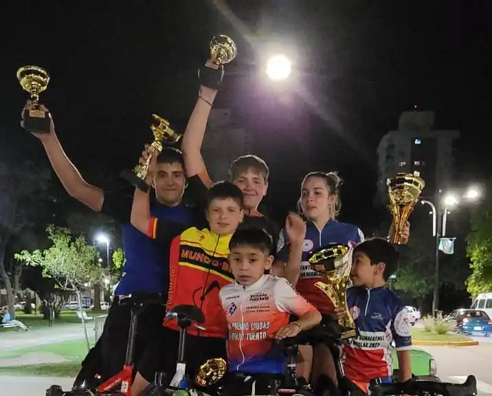 Ciclistas venadenses