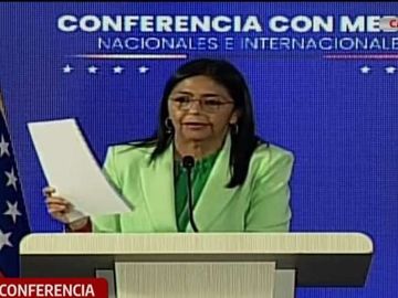 "Si tocan a uno nos tocan a todos": Delcy defiende ante los diplomáticos el decreto de CONMOCIÓN  EXTERIOR