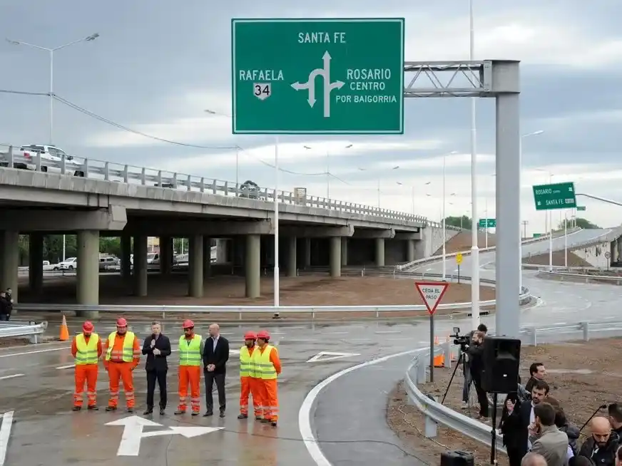 Agosto de 2018. El entonces presidente Macri inaugura obras en la circunvalación de Rosario. Gentileza