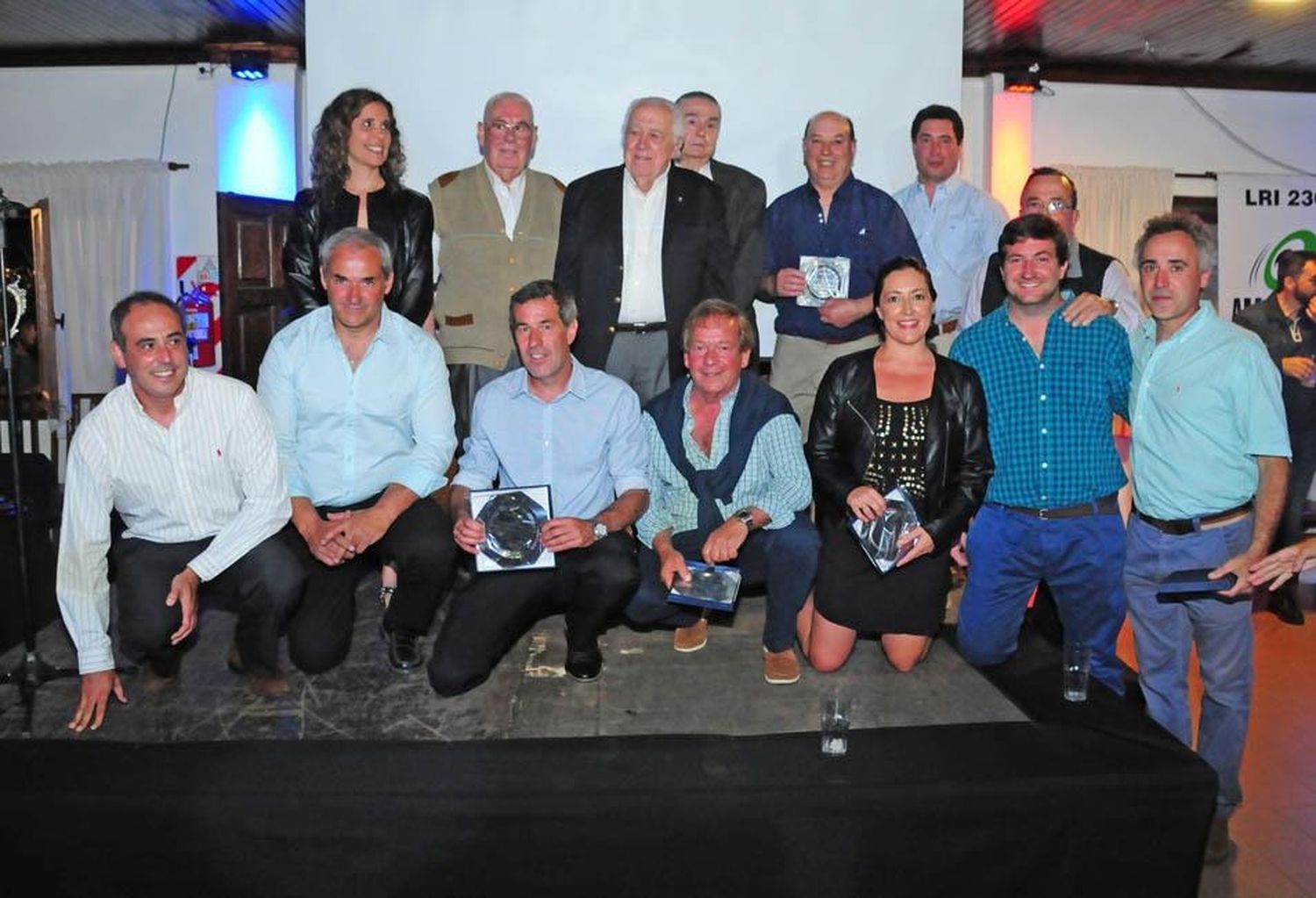 Cena show y distinciones en el aniversario de TAC