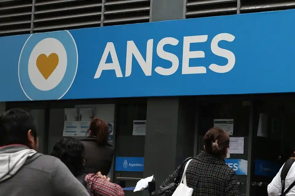 Calendario de pagos Anses: quiénes cobran el jueves 16 de enero