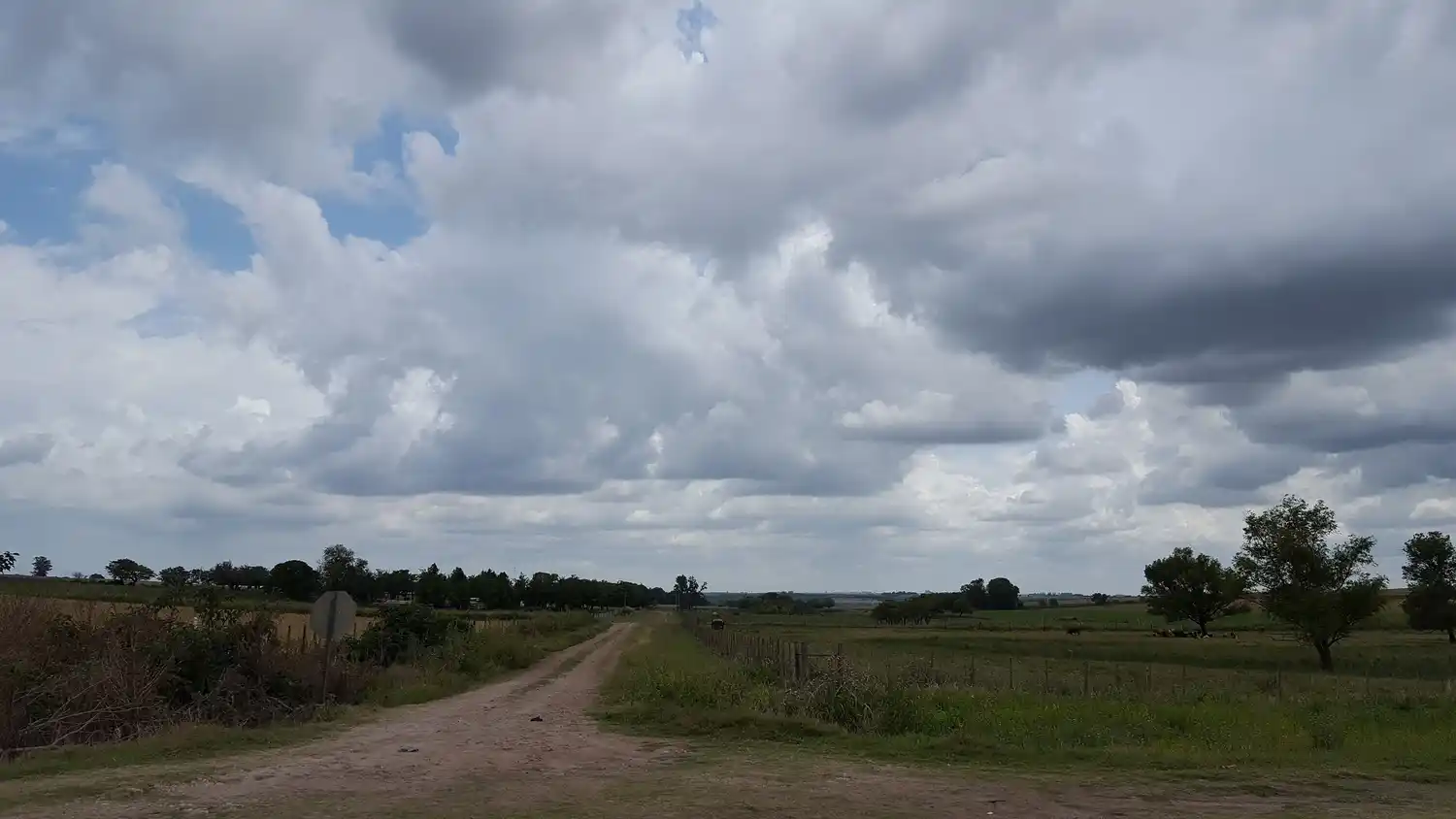 El Servicio Meteorológico Nacional indica lluvia y altas temperaturas para este fin de semana