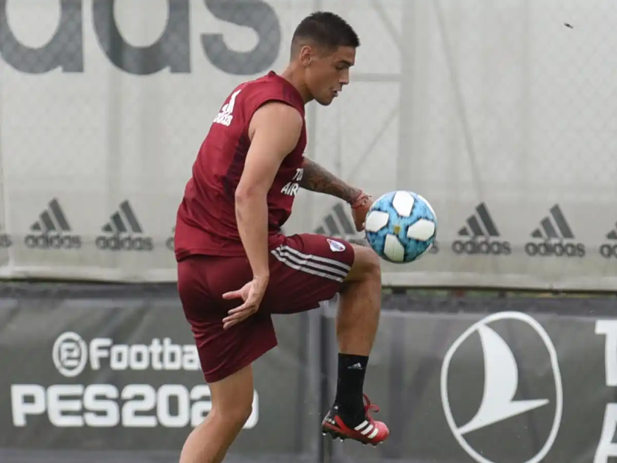 Se lesionó un defensor de River