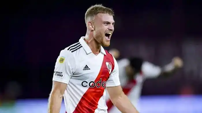 �SEl nueve de River tiene un futuro brutal⬝