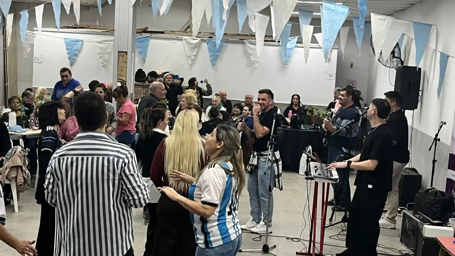 Divertido encuentro. En la Sociedad de Fomento Sudoeste