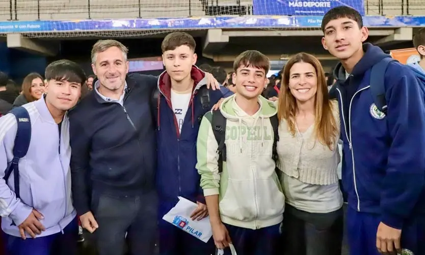 Achával y Peralta encabezaron la apertura de la Expo Educativa Pilar 2025