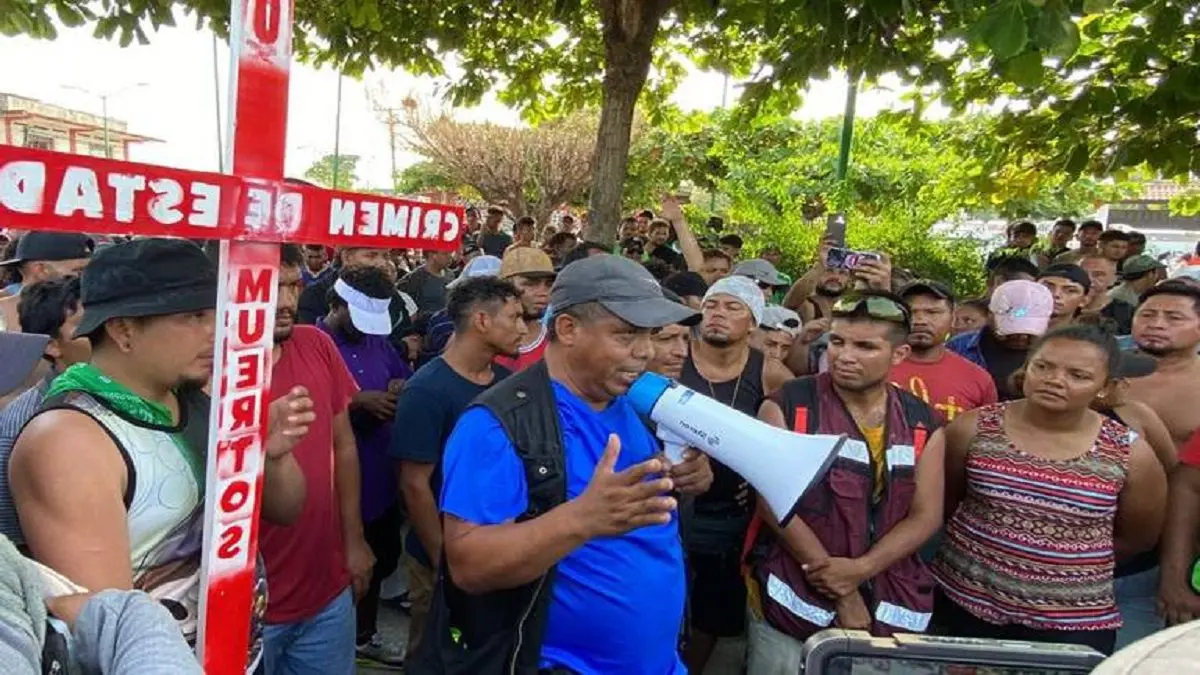 VENEZOLANOS entre ellos: MIGRANTES representan el Viacrucis en la frontera mexicana