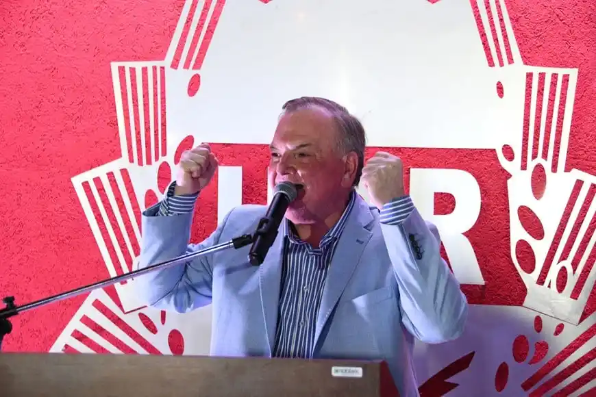 La UCR desembarca en Santa Fe