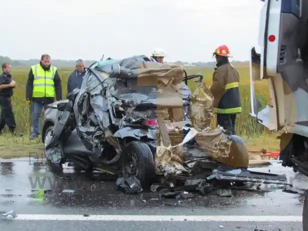 Fatal accidente en Ruta Nacional 205: Dos muertos