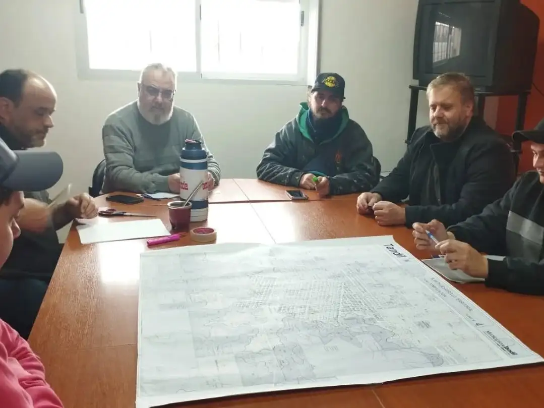 El Sindicato de Municipales con delegados de recolección durante la jornada de trabajo.