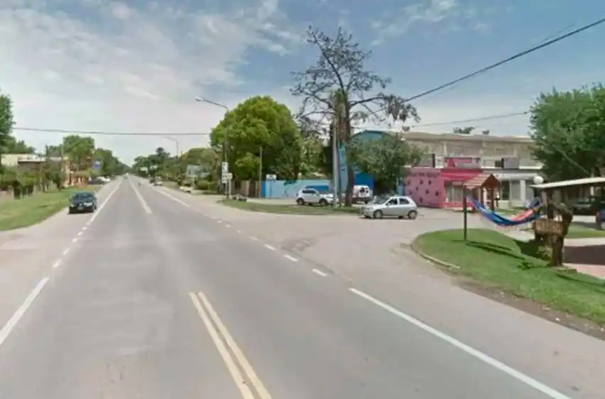 Un motociclista de 27 años falleció al chocar con una camioneta