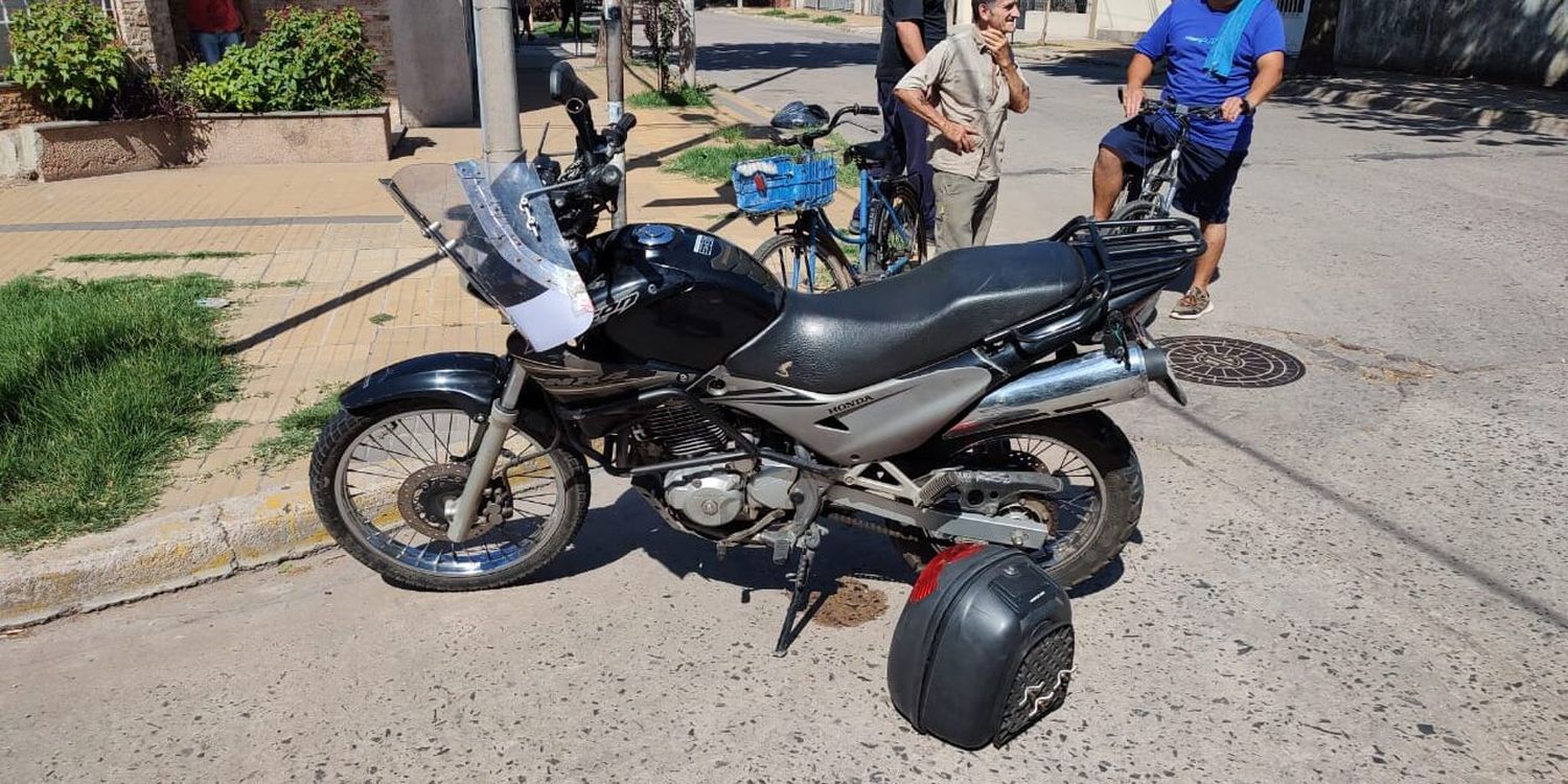 Venado Tuerto: hospitalizaron a un hombre de 77 años luego de chocar con su moto 