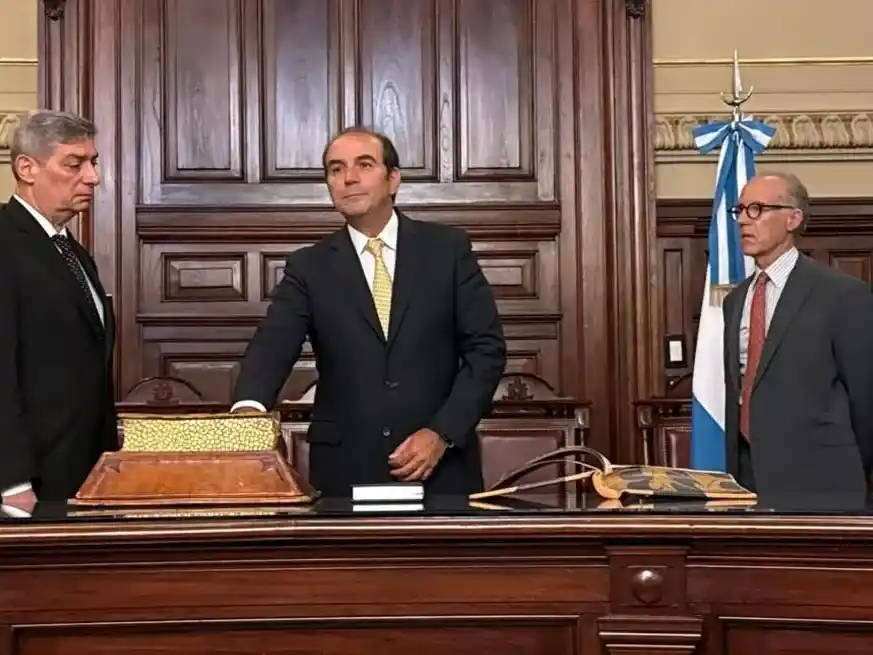 Manuel García Mansilla juró este jueves como juez de la Corte Suprema.