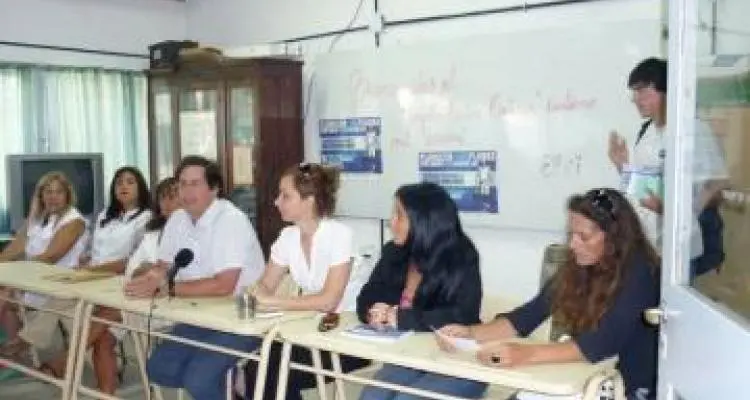 Tres escuelas pintadas por las Jornadas Nacionales Néstor Kirchner